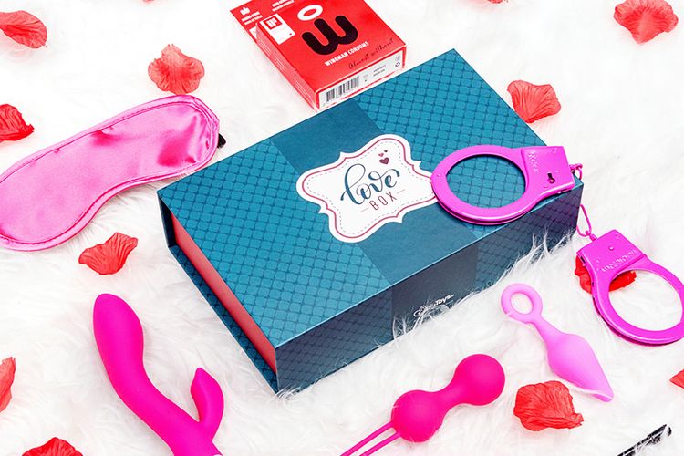 Roze love-box met speeltjes voor beginners