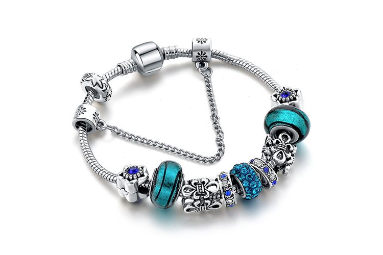 Truly Charming armband met blauwe kristallen