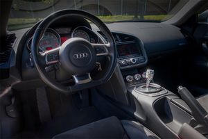 Een onvergetelijke ervaring: rijden in een Audi R8